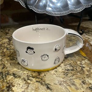 Rae Dunn Peanuts 75th Anniversary oversize mug - 3d character detail Brand New